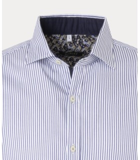 Camisa con rayas